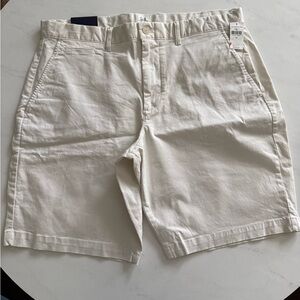 NWT Gap Cream Flat Front Shorts